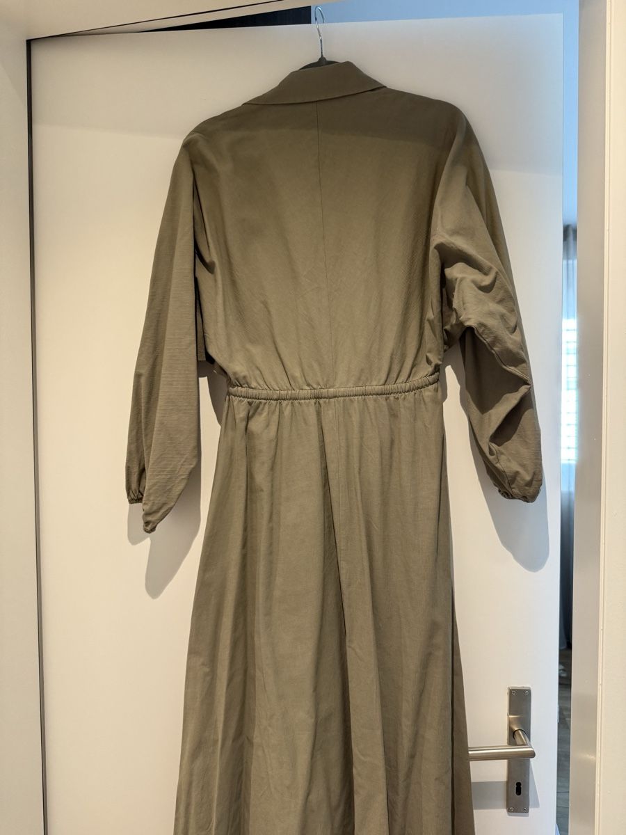 Robes: BE BLUE Kleid khaki   – Neuf (Voir description) à Dübendorf par cel_5zgz 2