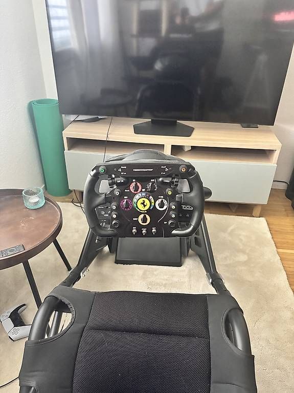 Console: Playseat Trophy inkl. Lenkrad / Pedale – Usato da Belp venduto da S_B_7 1