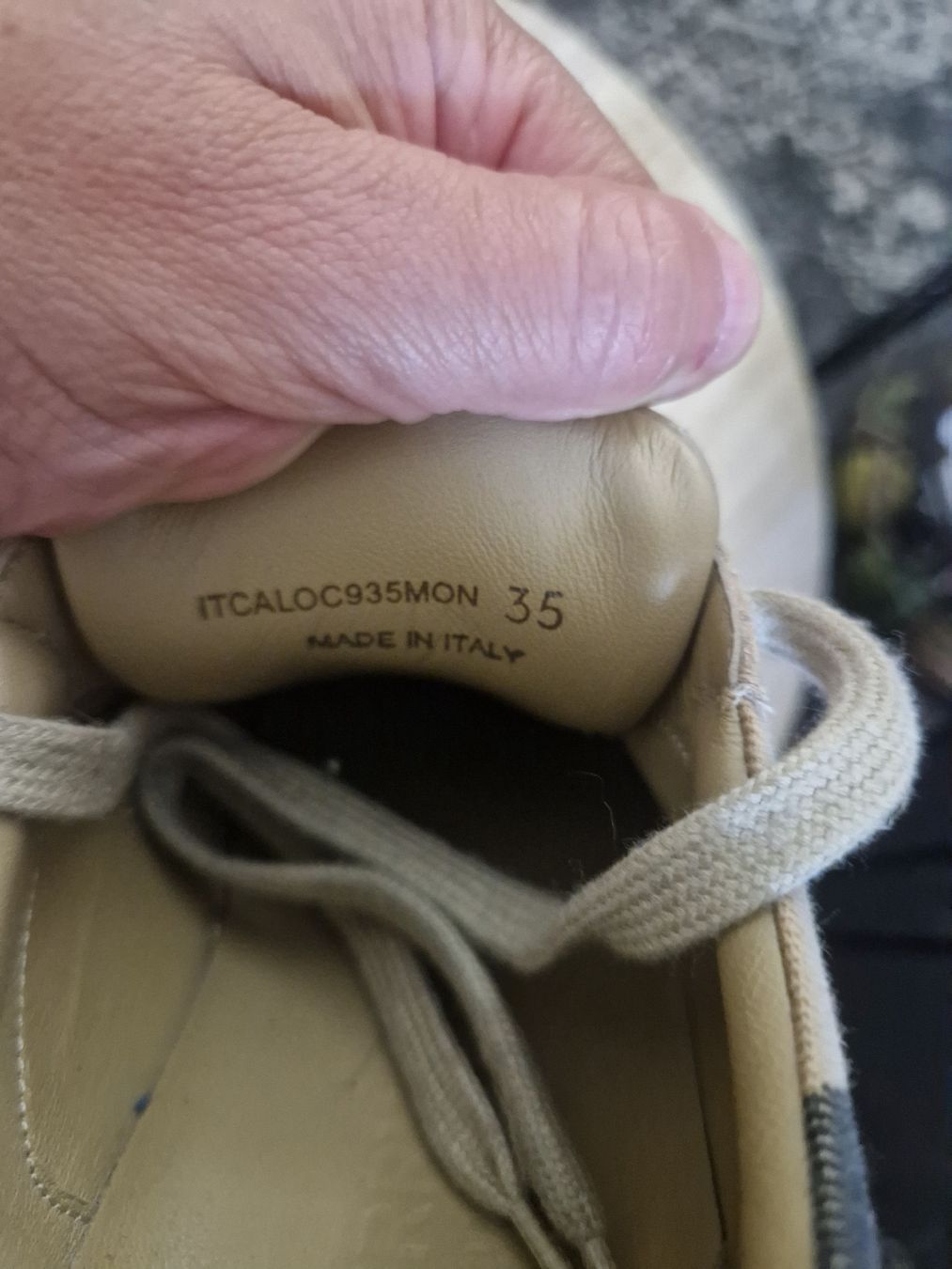 Burberry Damenschuhe: BURBERRY – Gebraucht aus Chavannes pres renens von Scbel 3