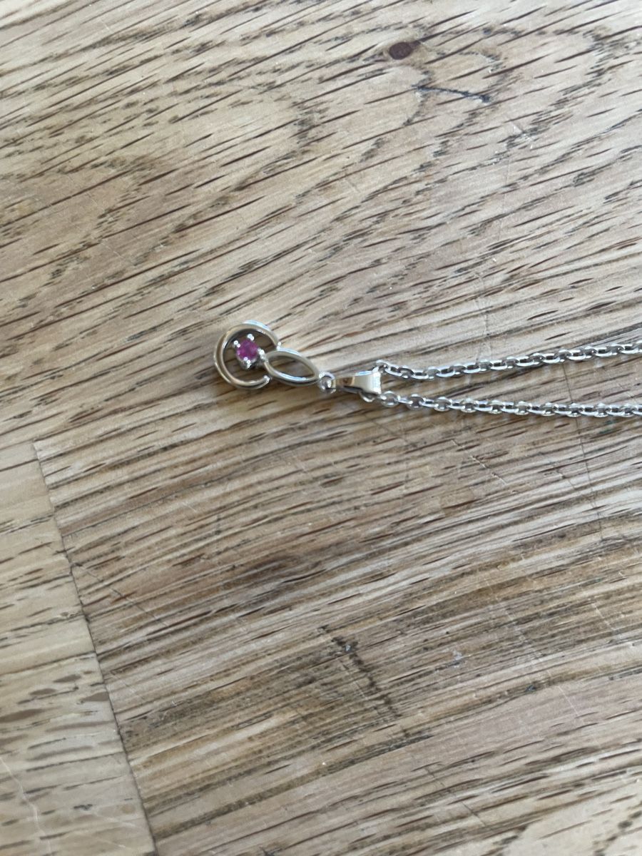 Catenine: Kette mit Anhänger – Usato da Flawil venduto da Naphtali 4
