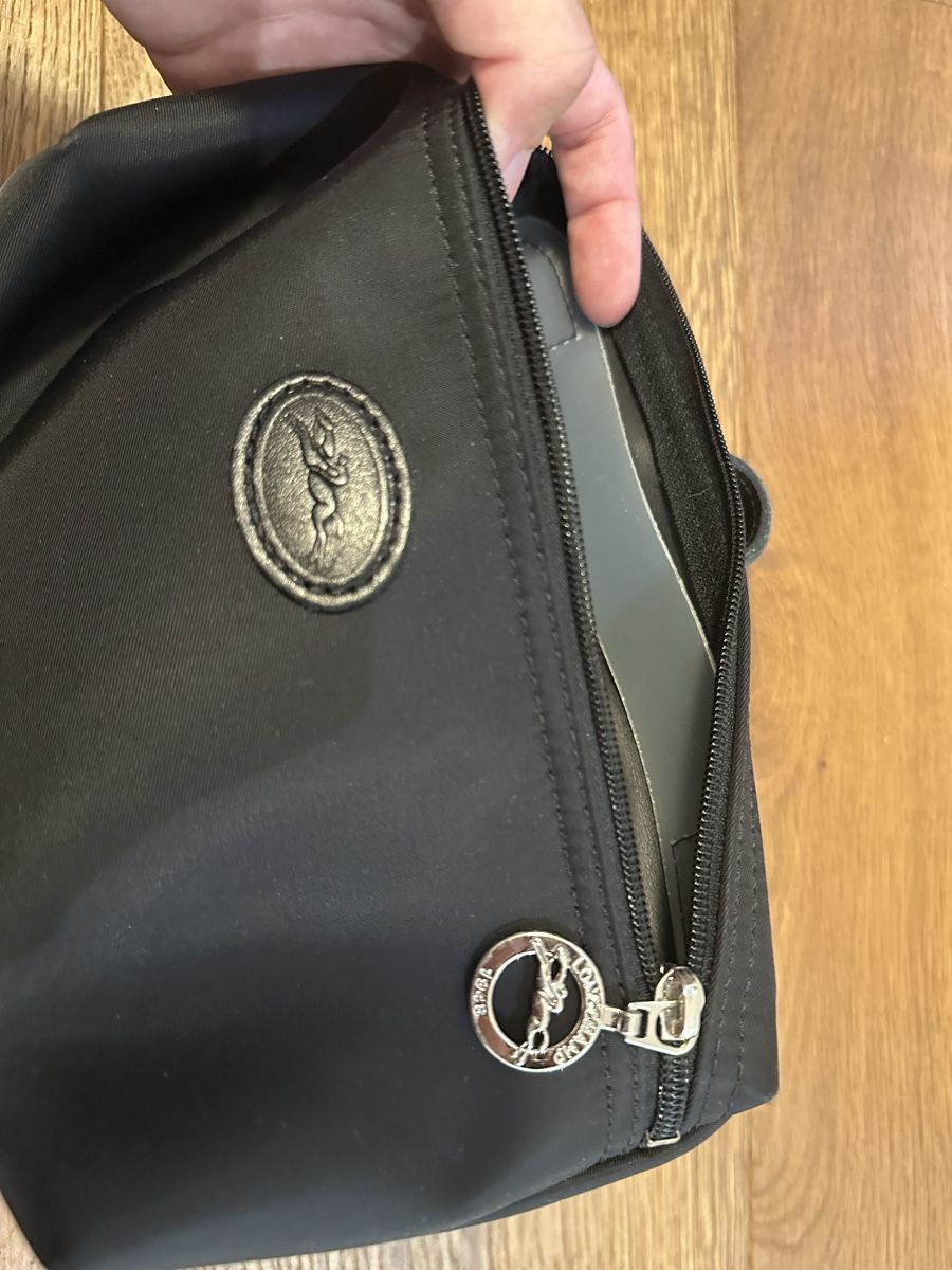 Longchamp Borse: Longchamp pouch schwarz – Usato da Rudolfstetten venduto da Jenna.Bananna 1