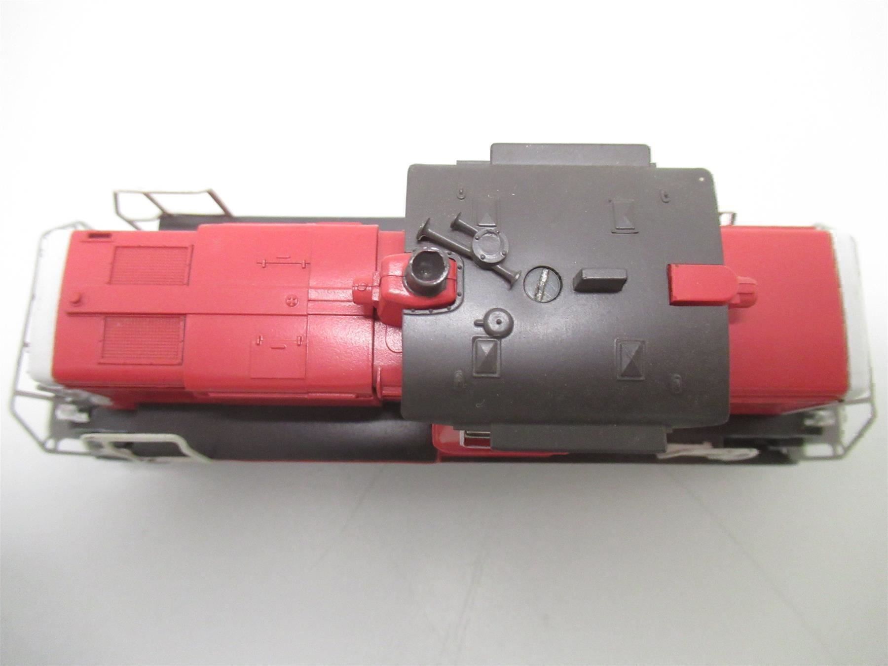 Märklin Modelleisenbahnen: Märklin 3131 DB BR 361 AC Analog H0 – Gebraucht aus Basel von  4