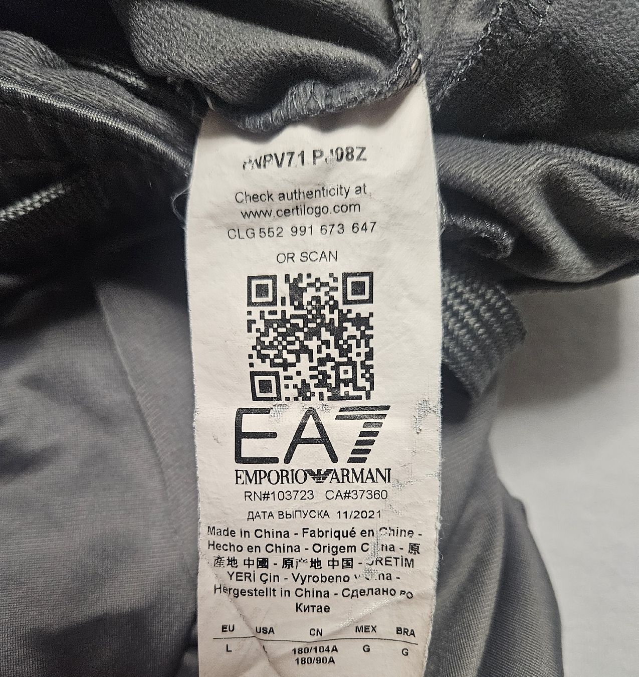 Lotti di vestiti: Original EA7 Trainingsanzug Grösse L – Nuovo (secondo la descrizione) da Riehen venduto da Pesto-Genovese 5