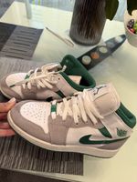 Nike Air Jordan 1 Mid SE Sneakers -36.5