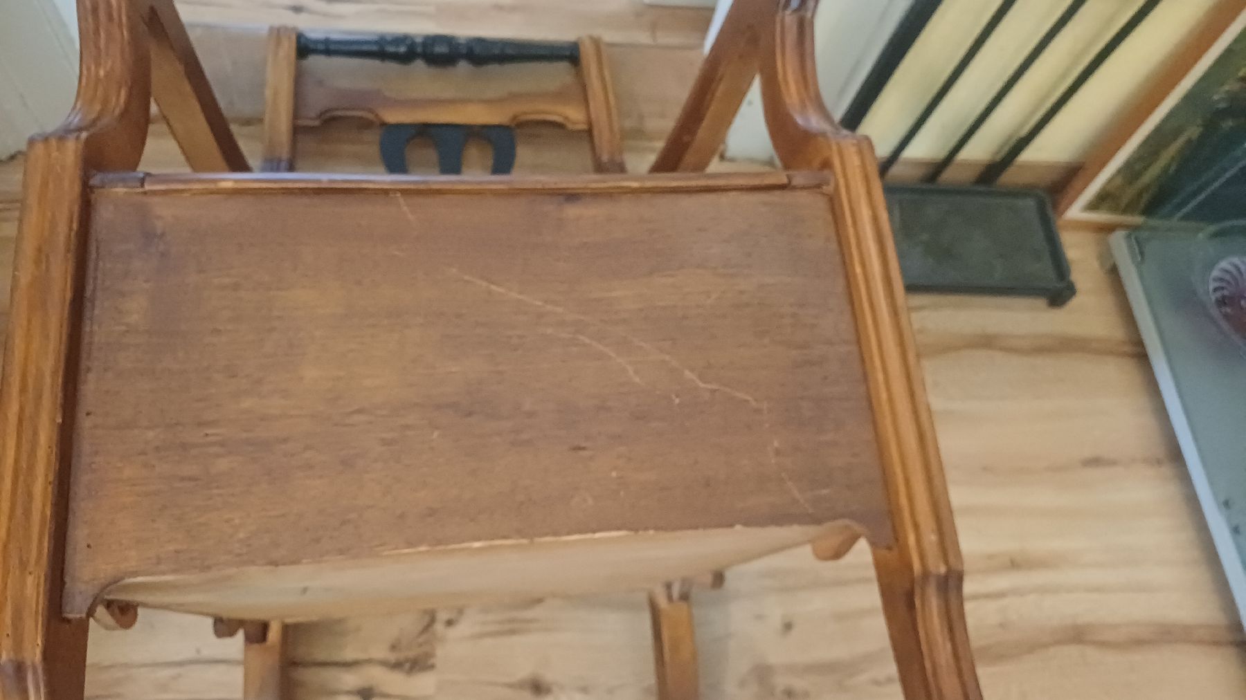 Sedie: Svhöner Bidermeier Stuhl  Nussbaum  – Usato da Flawil venduto da Naphtali 7
