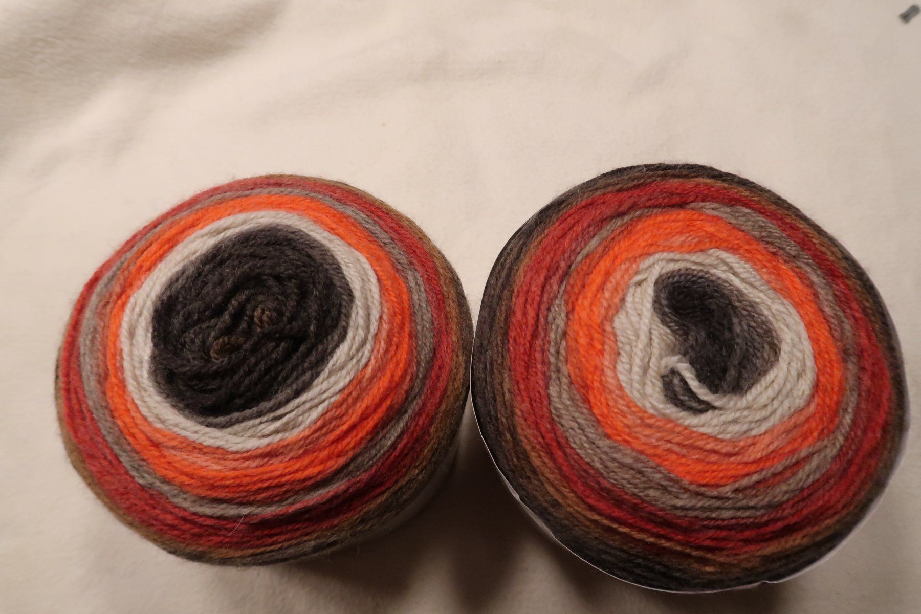 Lana: KATYA Paint Wolle     (W444) – Nuovo (secondo la descrizione) da neuenhof venduto da Caterchen 6