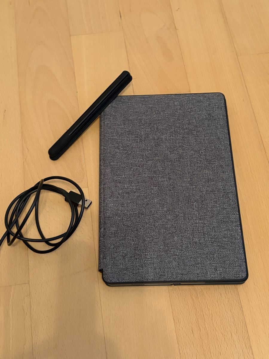 Lenovo Tablet PC: Lenovo Tablet inkl. Stift und Case – Neu (gemäss Beschreibung) aus Schaan von lil-sis 2