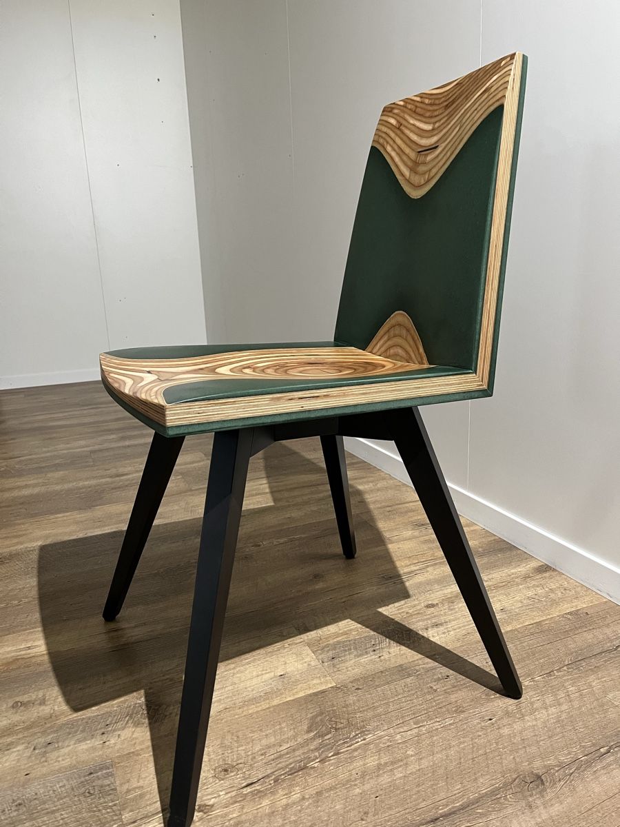 Stühle: Holzstuhl – Neu (gemäss Beschreibung) aus Kaltbrunn von SilvanS03 3