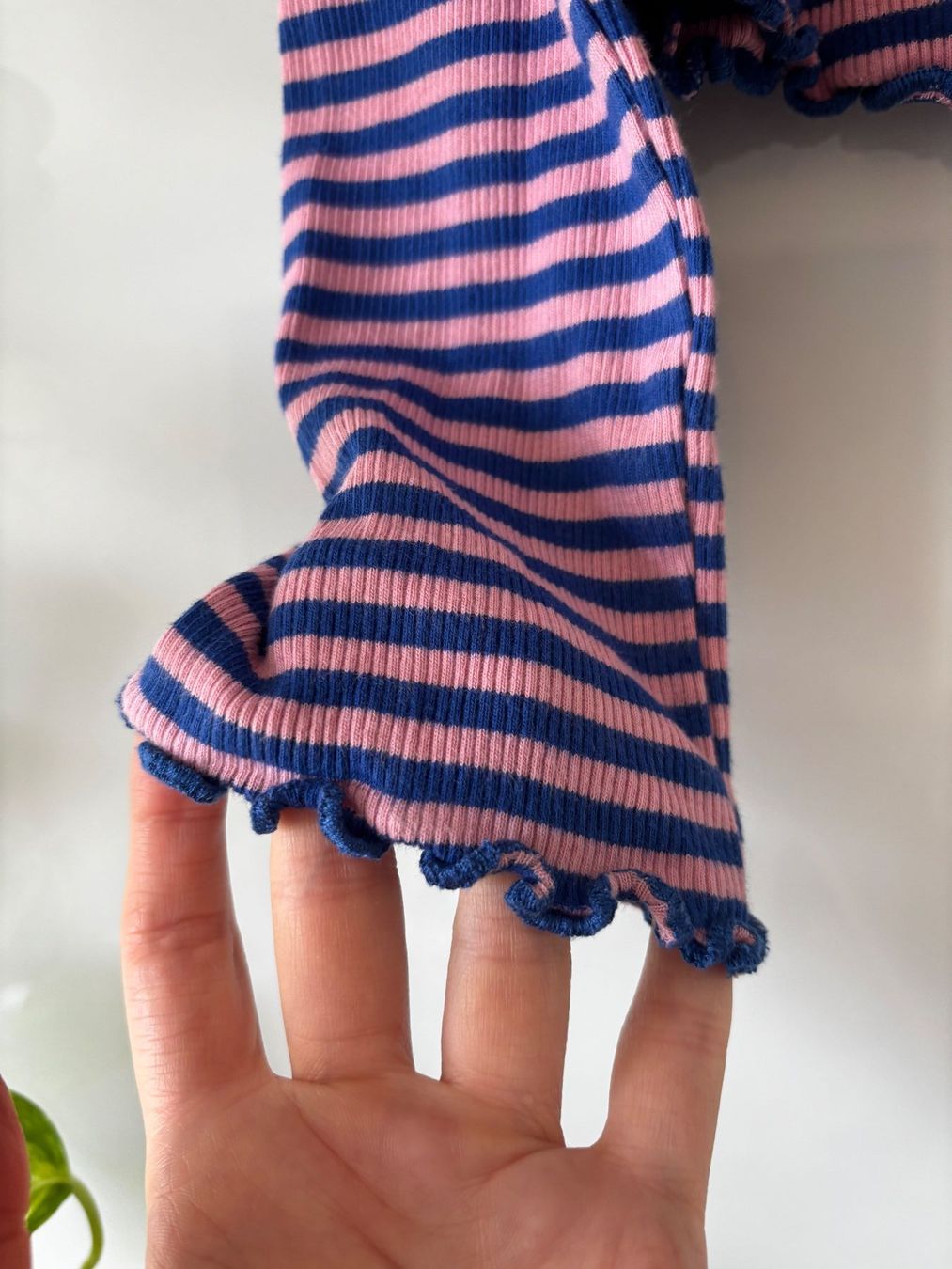 Monki Tops: MONKI gestreiftes Oberteil Gr. M – Gebraucht aus Zürich von missmodernage 2