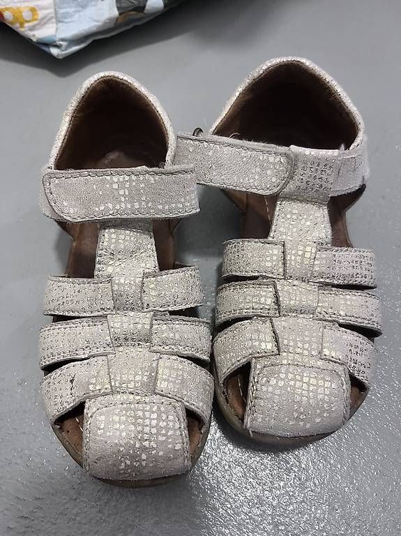 Scarpe per ragazzi: Naturino Gr 28 – Usato da Ruswil venduto da Pinkgirl_11