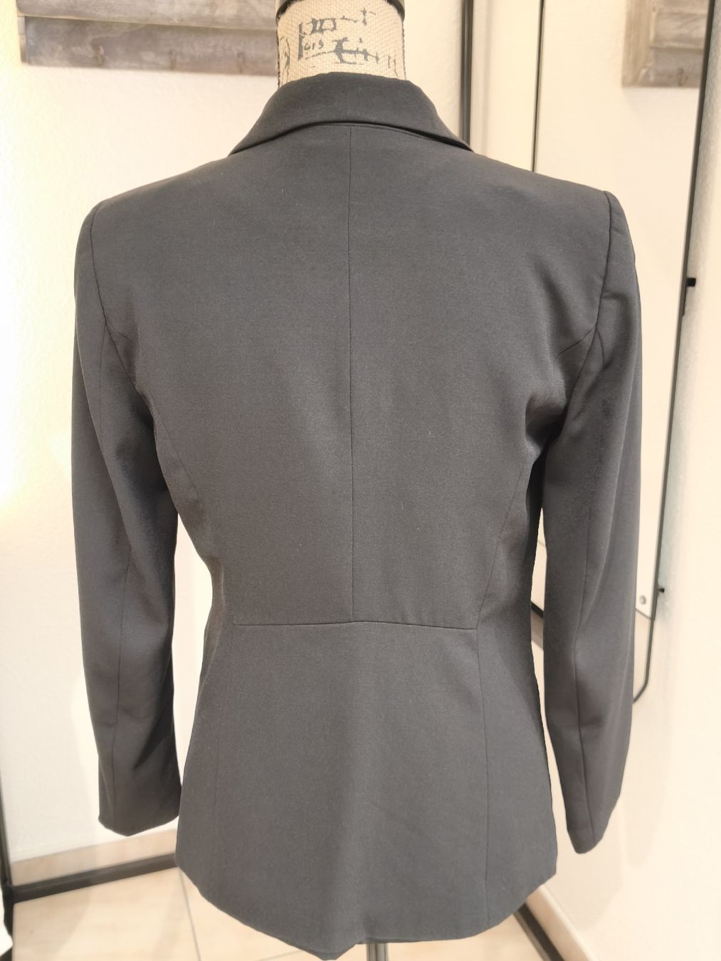 H&M Giacche: Blazer Jacke Gr.36 H&M – Nuovo (secondo la descrizione) da Emmetten venduto da SecondhandSiska 2