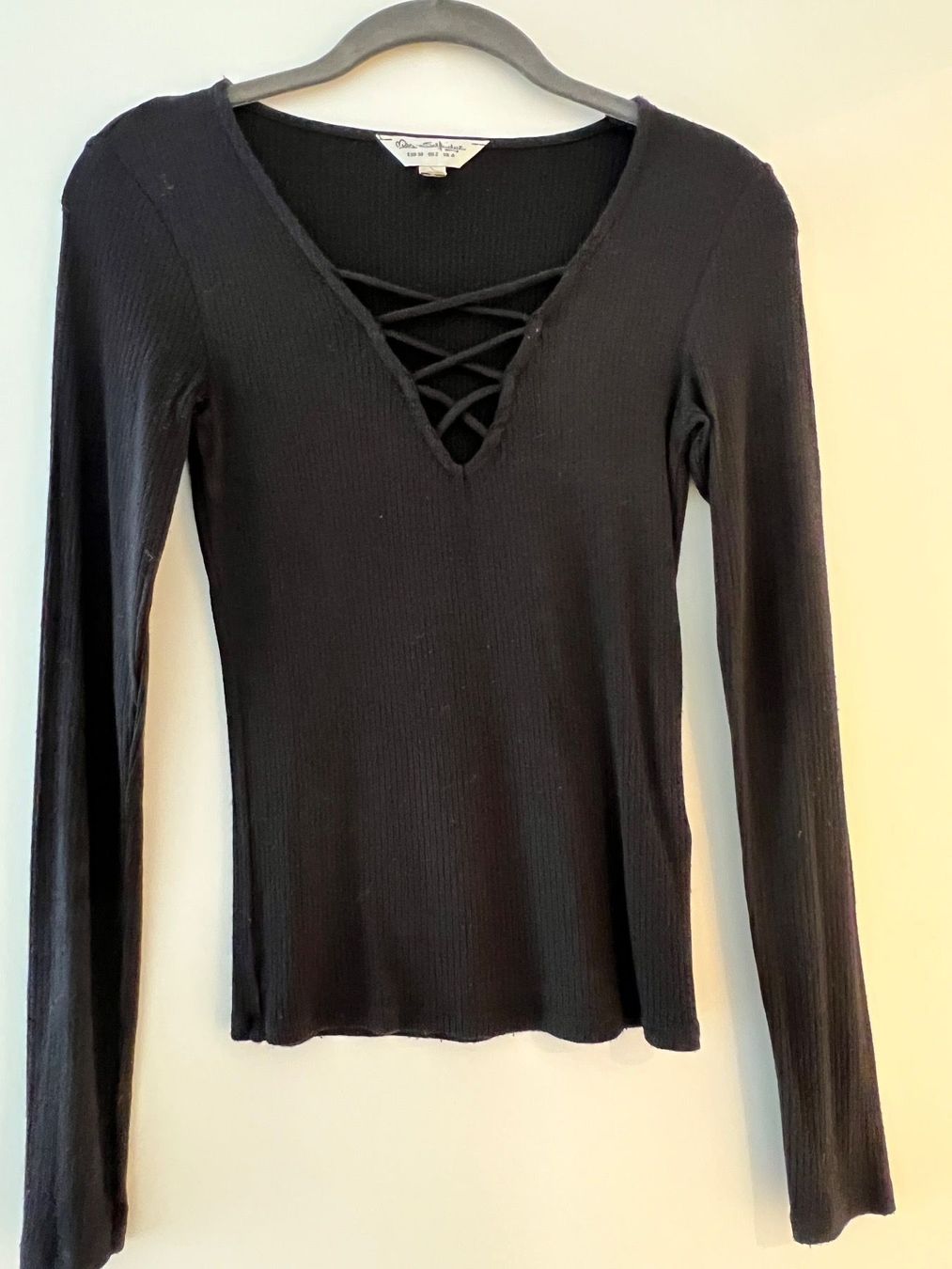 Pullover & Sweatshirts: Pullover Grösse 34 schwarz – Gebraucht aus Schafisheim von inf_5dtw