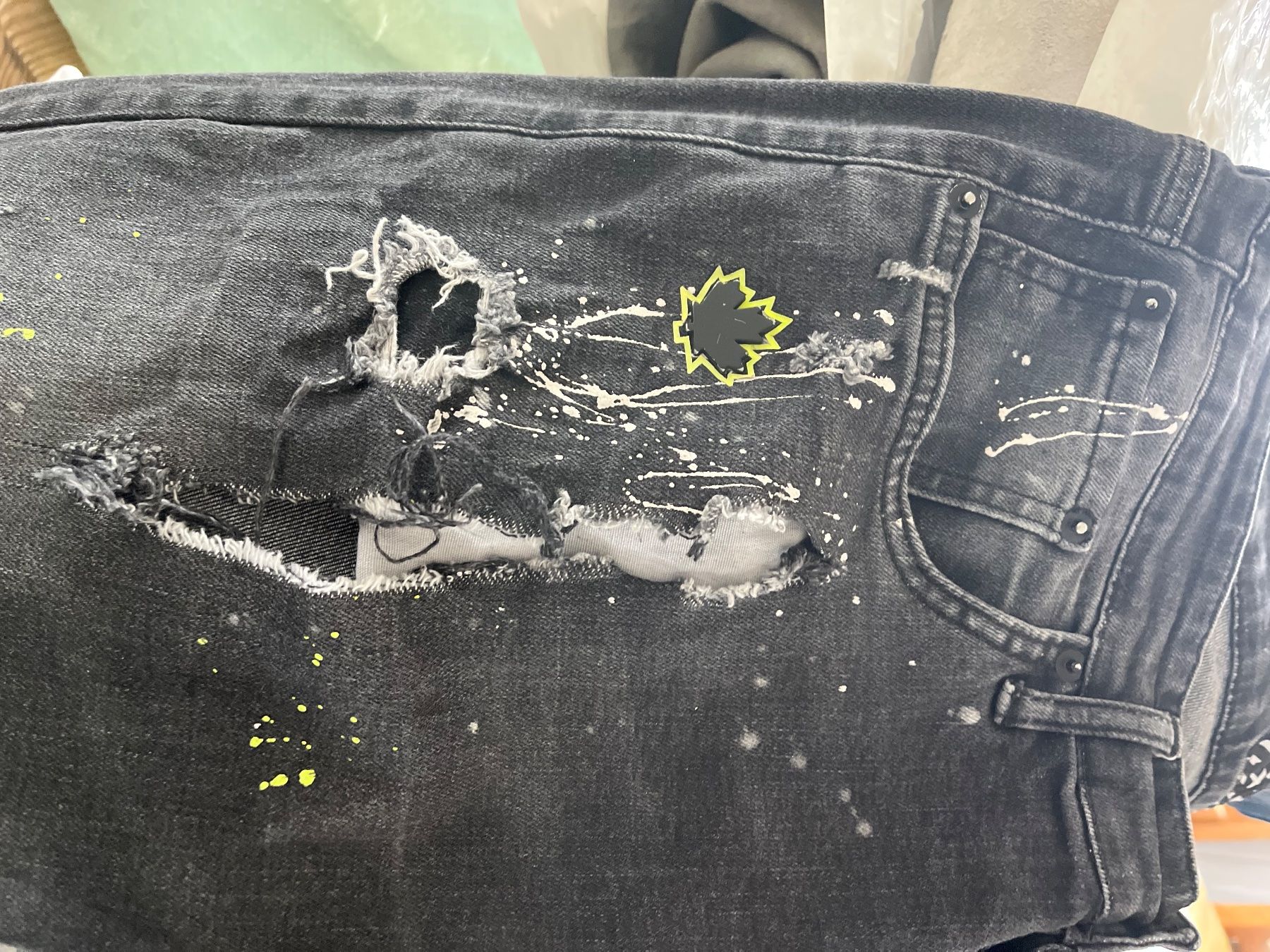 Hosen: Pantalon noir Taille 46 doryan – Gebraucht aus Veyrier von kimedovapa 2
