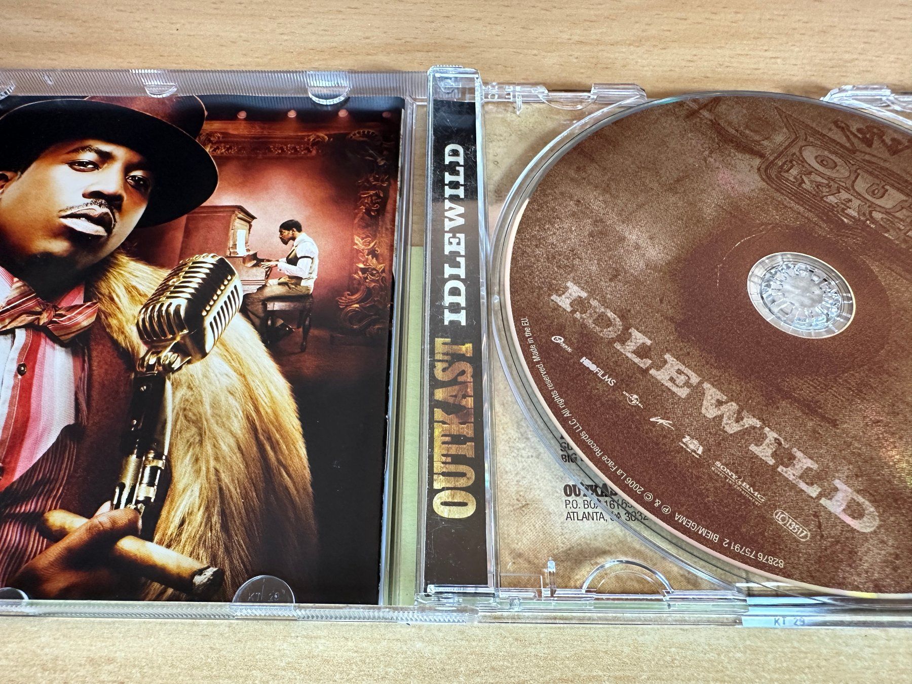 CD: OutKast – Idlewild – Usato da Rikon im Tösstal venduto da Alpenmutz 2