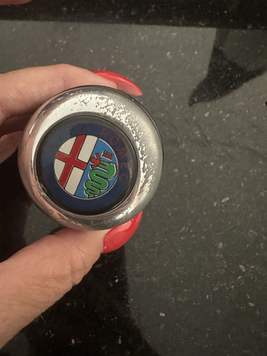 Alfa Romeo Alle Autoersatzteile: Schaltknauf Alfa Romeo Chrom Gebraucht – Gebraucht aus Wetzikon ZH von Sammer79 4