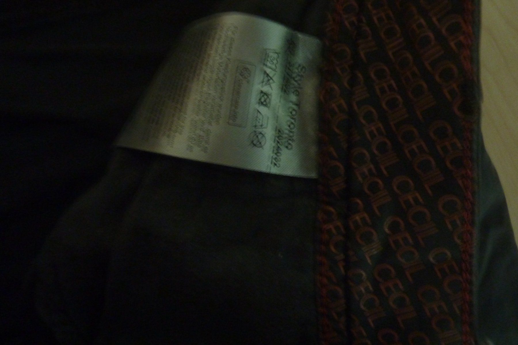 Pantaloni: Hose Cecil 32/28 – Nuovo (secondo la descrizione) da Langendorf venduto da Ptoomai 2