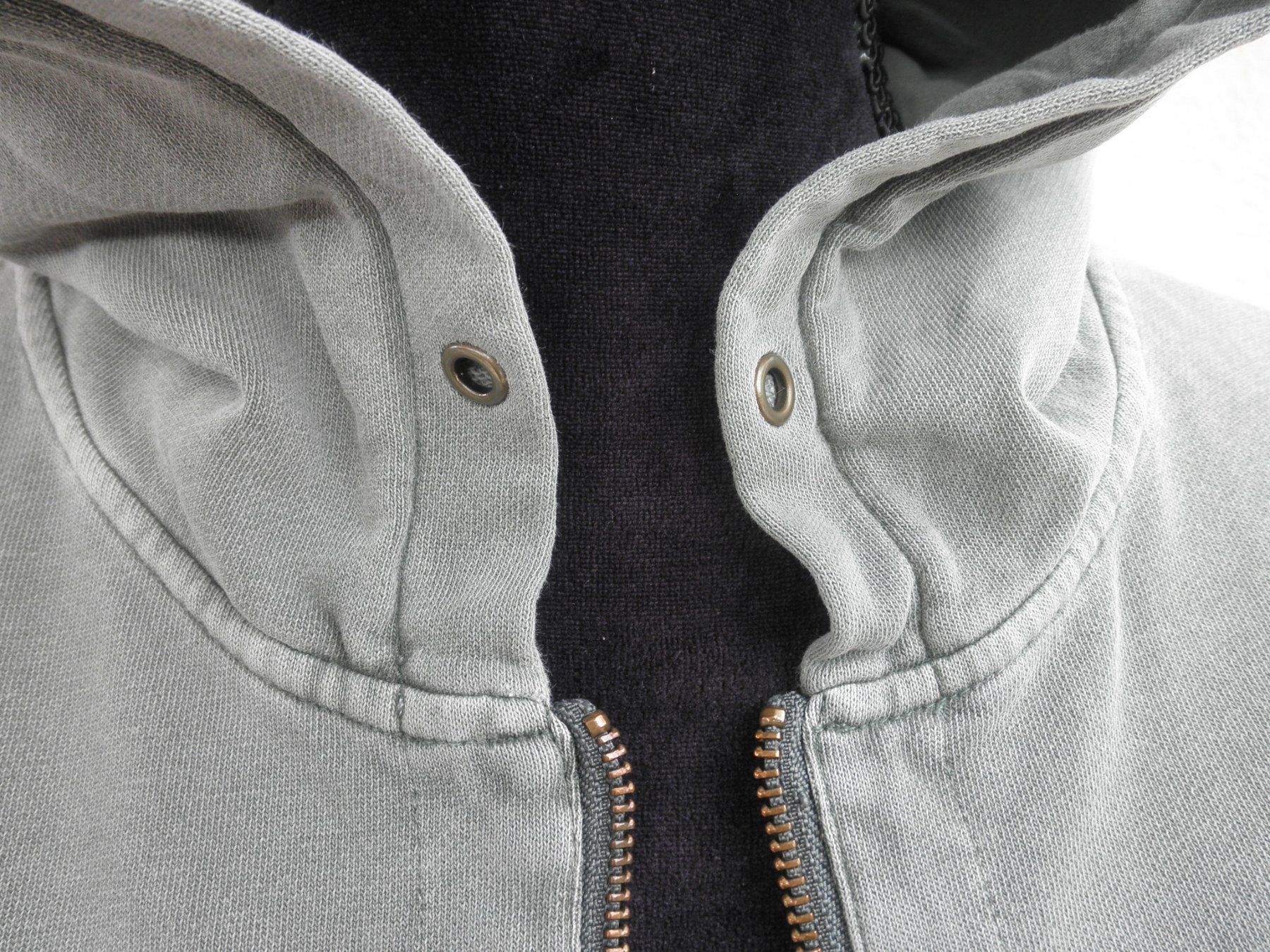 Nile Vestes: Nile Sweatshirt-Jacke – D'occasion à Buttwil par Engelhaar 5