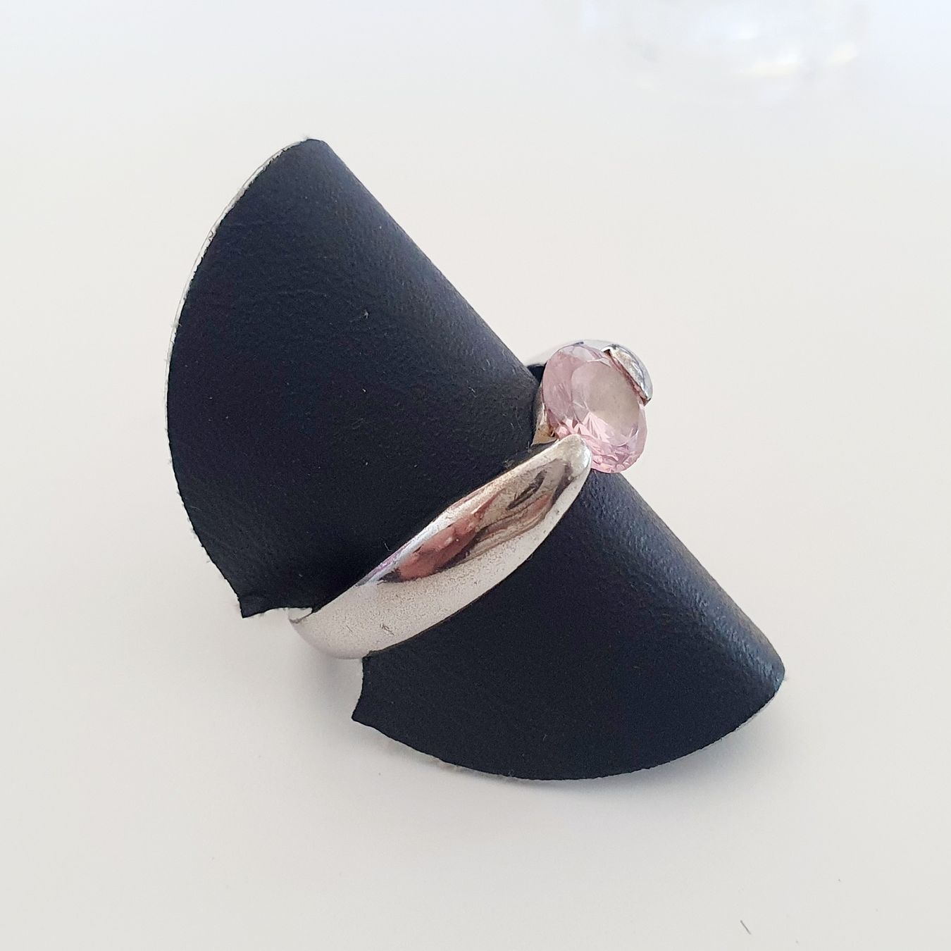 Anelli: Silberring 925 mit ein Rosa farbige Stein Gr. 18,6mm – Usato da Kreuzlingen venduto da Wunderkiste123 5