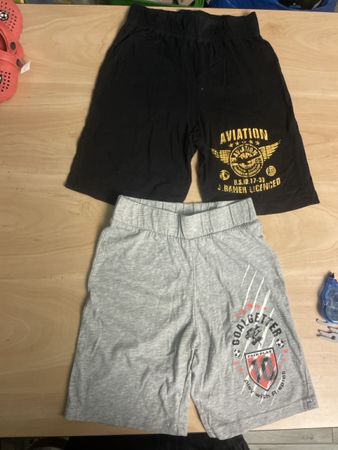2 bpc Shorts Gr. 134, Sommer, Jungs, neuwertig