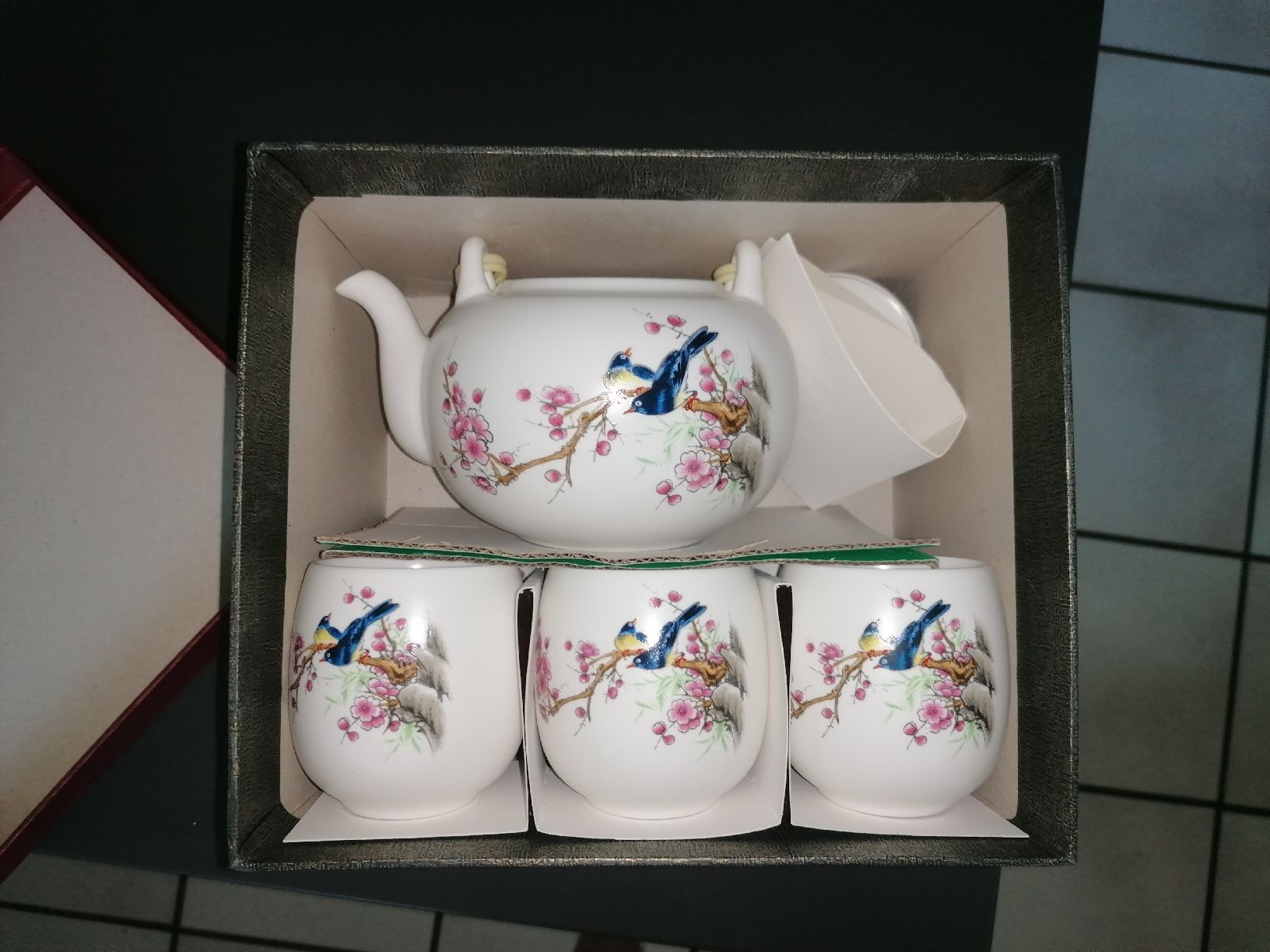 Teiere: Chinesisches Teeset – Usato da Luzern venduto da chr_ny72