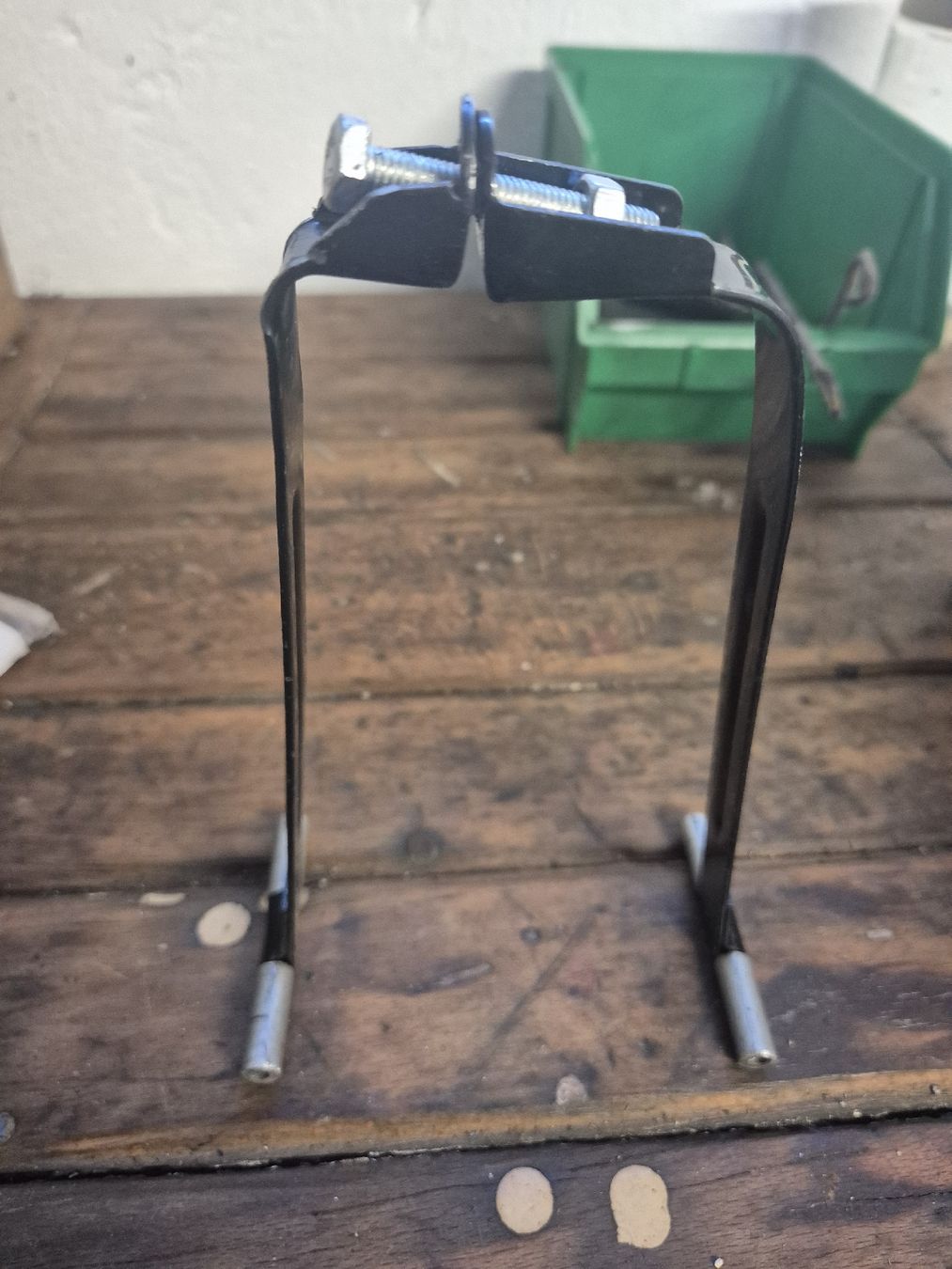 Zündapp Tutti i ricambio per moto: Batteriehalter zu Zündapp Motorrädern – Usato da Kirchberg SG venduto da Karmann53 2
