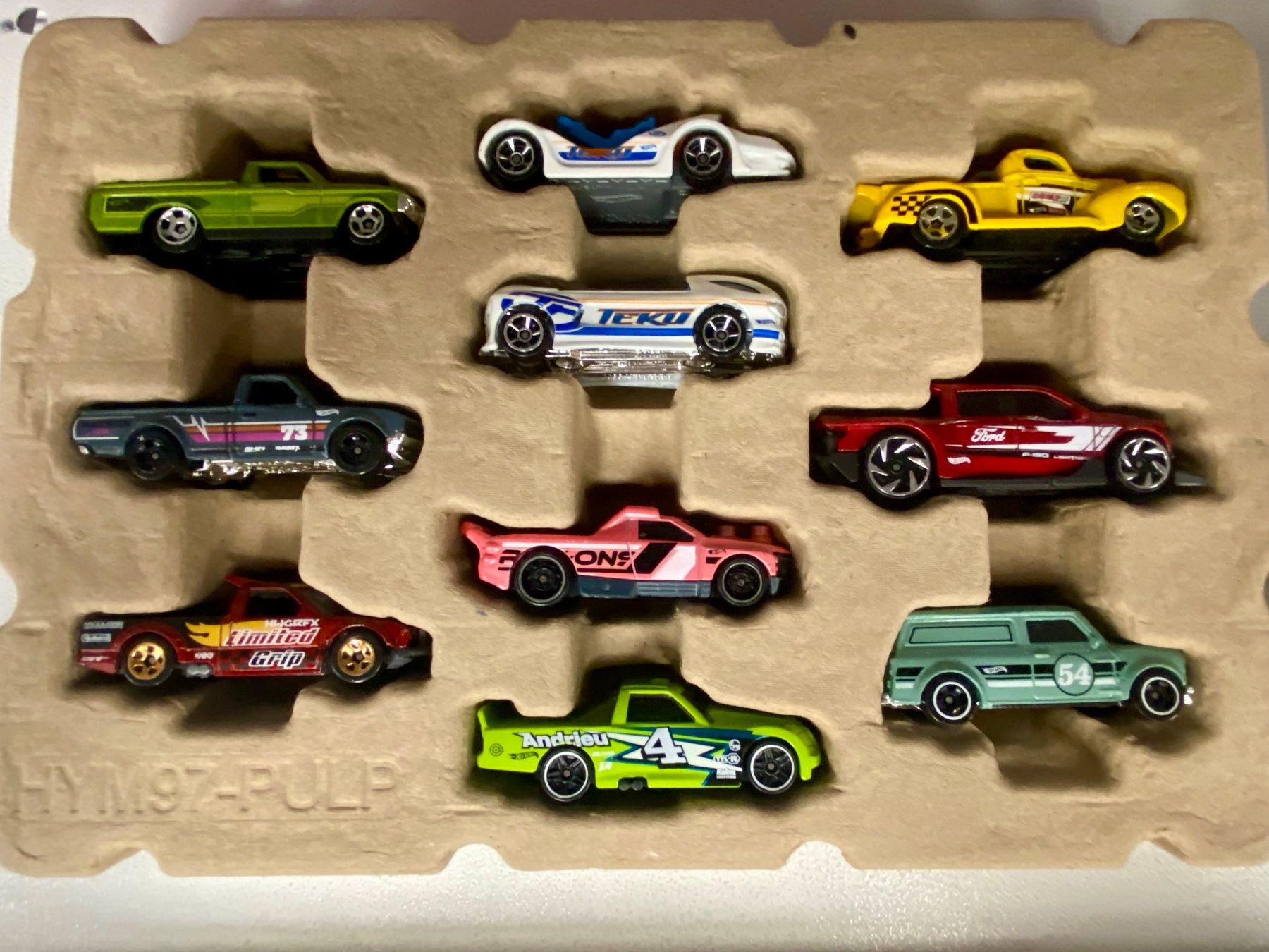 Hot Wheels Modellini d'auto: Hot Wheels HW Hot Trucks 10er – Nuovo e nell'imballaggio originale da Oberembrach venduto da theZaz 2