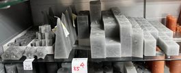 085 Posten Raureif Kerzen grau aus Liquidation