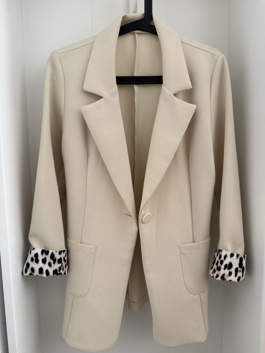Giacche: Blazer creme farbig Grösse 38 – Usato da Zollikofen venduto da Akshy 2
