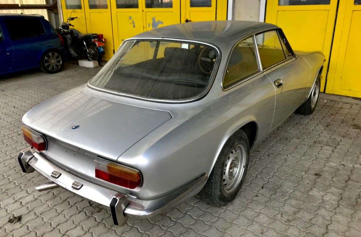 Alfa Romeo Automobili: Alfa Romeo GT Bertone 2000 – Usato da Bachenbülach venduto da Simivk 2