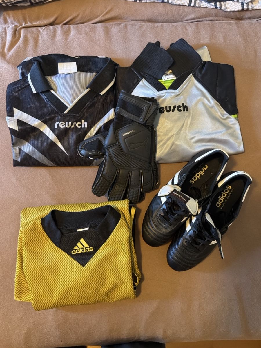 Adidas Kleiderpakete: Affarone portiere  – Gebraucht aus Sementina von bru_vpp5