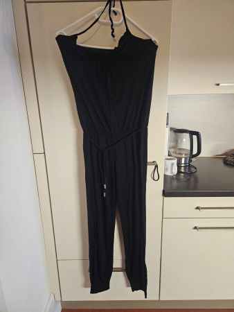 Benetton Jumpsuit schwarz Gr.36?