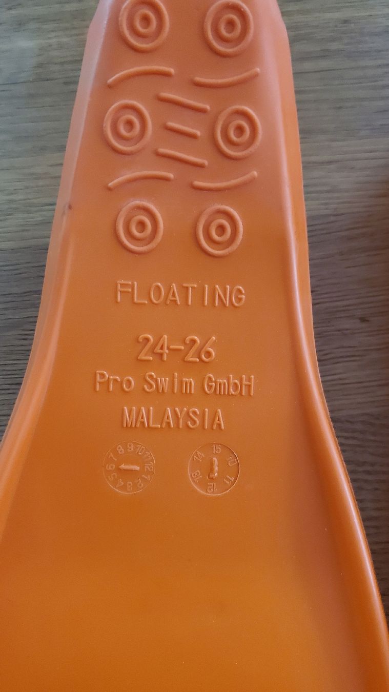 Pinne, Maschere & Boccagli: Schwimmflossen Flipper SwimSafe Gr.24-26 – Usato da Stäfa venduto da lookilooki 3