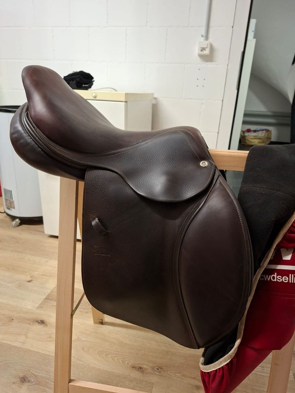 Sattel & Sattelzubehör: CWD Springsattel – Gebraucht aus Aarberg von pointball