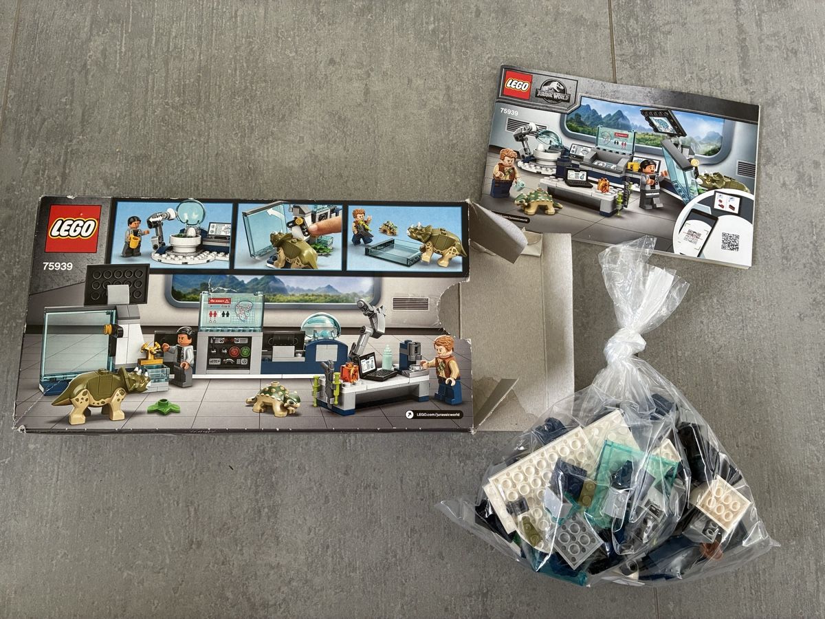 Lego Baukästen: Lego Jurassic World 75939 Dr. Wu's Lab – Gebraucht aus Luzern von Flip_ 1