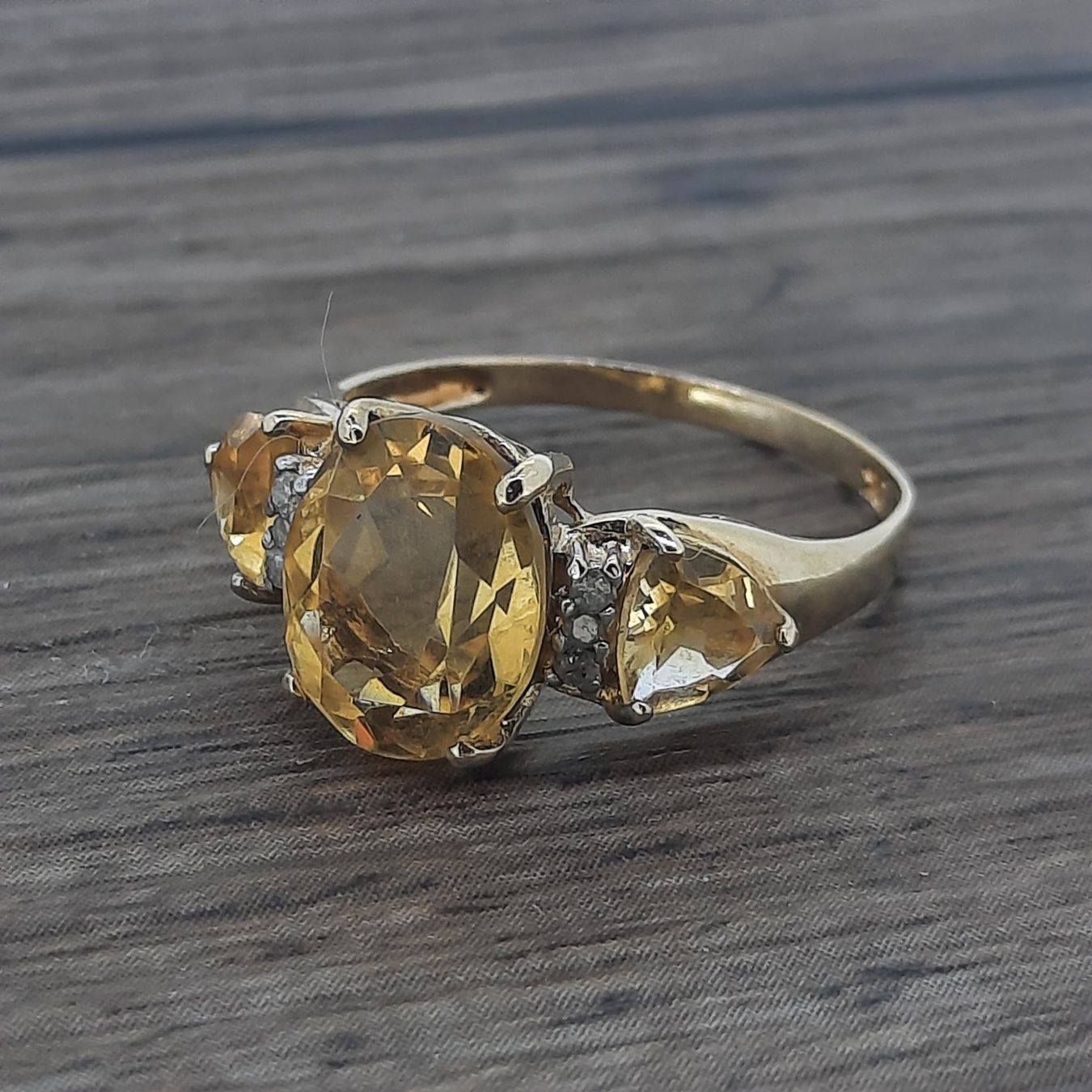 Bagues: Stillvoller Ring mit edlem Citrin Edelsteinen – D'occasion à Unterägeri par Altgoldschmuck 1