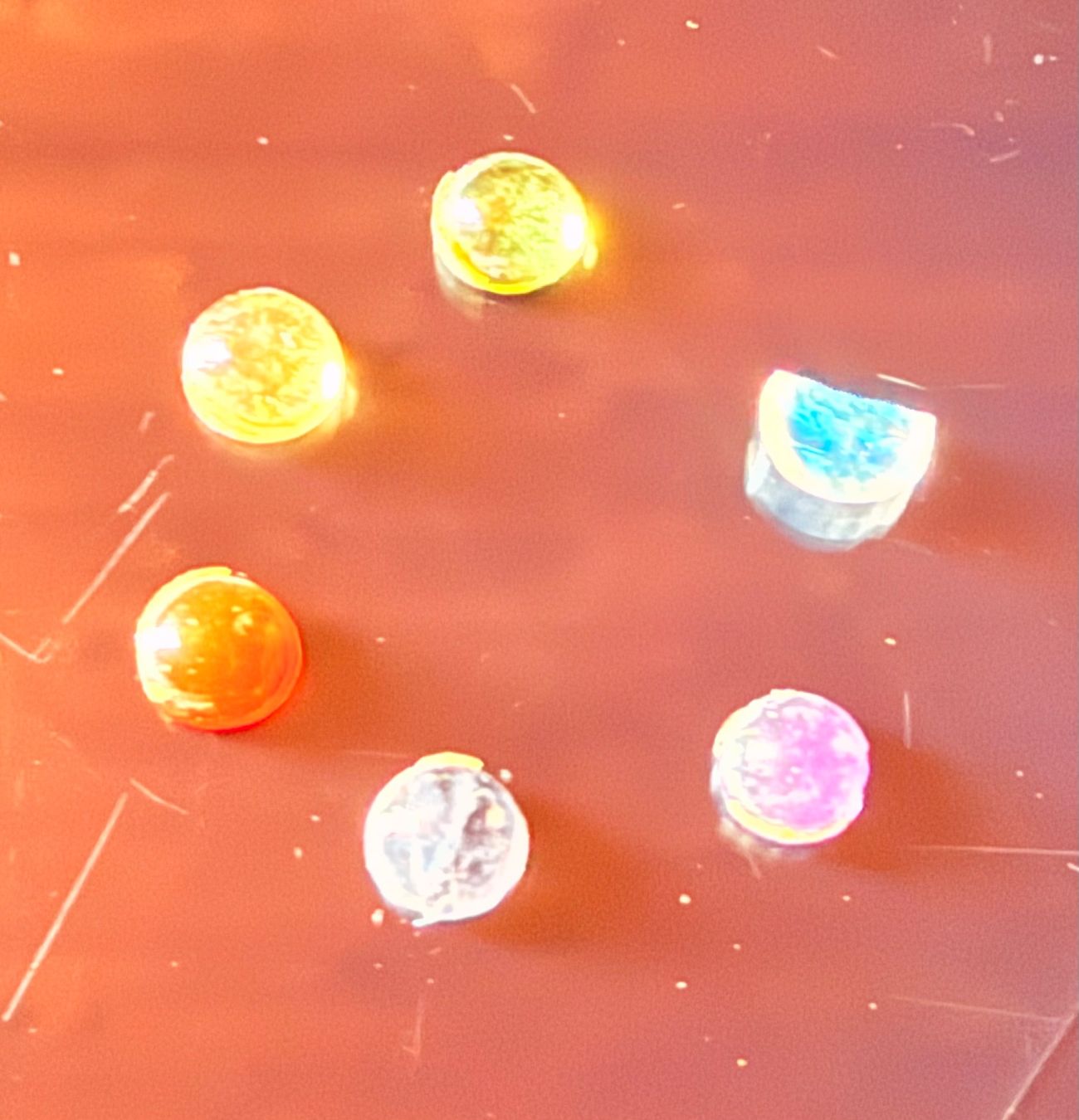 Minerali & Pietre curative: Diverse Chakra Steine. Set mit 6 Stück! – Usato da Zuerich venduto da SonderArt-Wertgut