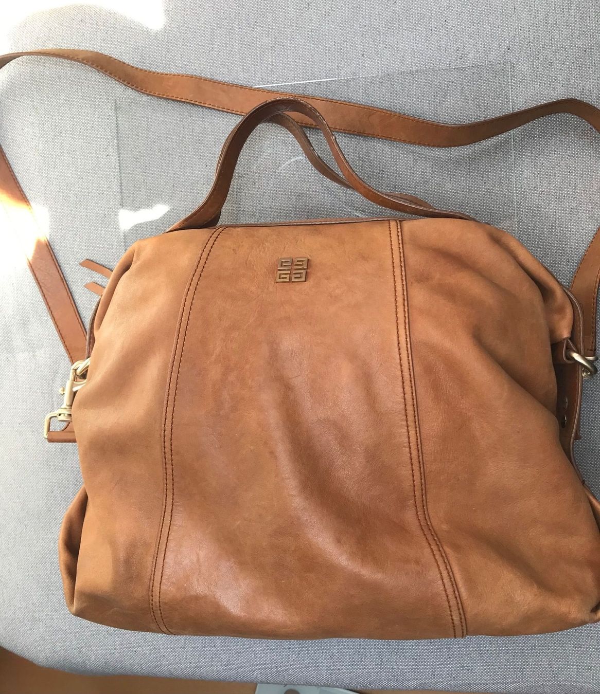Givenchy Borse da donna: Sac Givenchy cognac – Usato da Basel venduto da Maria-Alexa 2