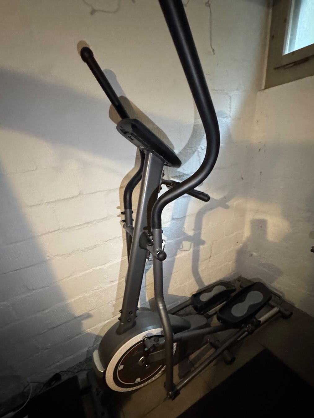 Hometrainer: Crosstrainer – Gebraucht aus Herrliberg von Alice.s