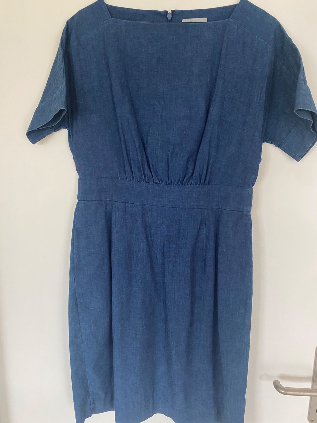 Cos Vestiti: Blaues Kleid von COS – Usato da Erlenbach ZH venduto da baa_w7jc
