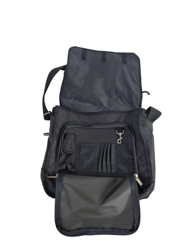 Cube Sacs: CUBE Laptop UmhängeTasche – D'occasion à Wangen b. Olten par Restwert_Wangen 4