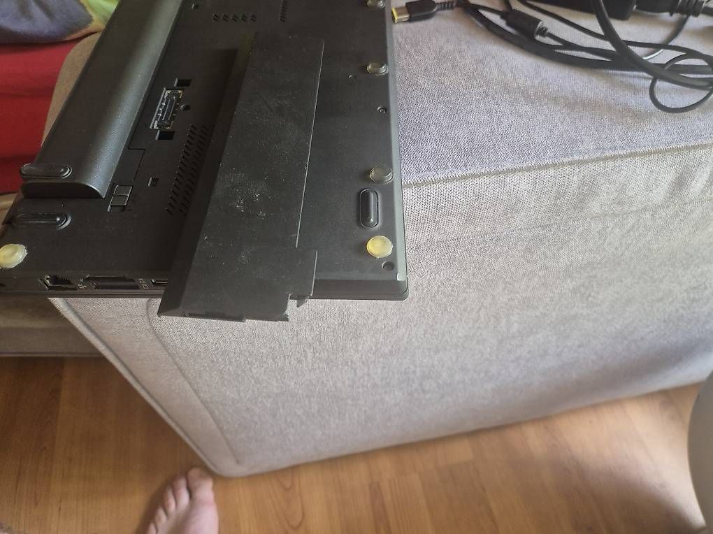 Notebook: Lenovo thinkpad x240  – Usato da Arnex-sur-Orbe venduto da ghi_rq89 3