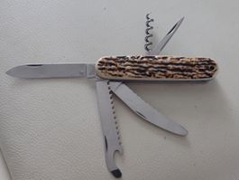 Victorinox Safari Hunter Stag Hunter Safari-Serie im 108-mm