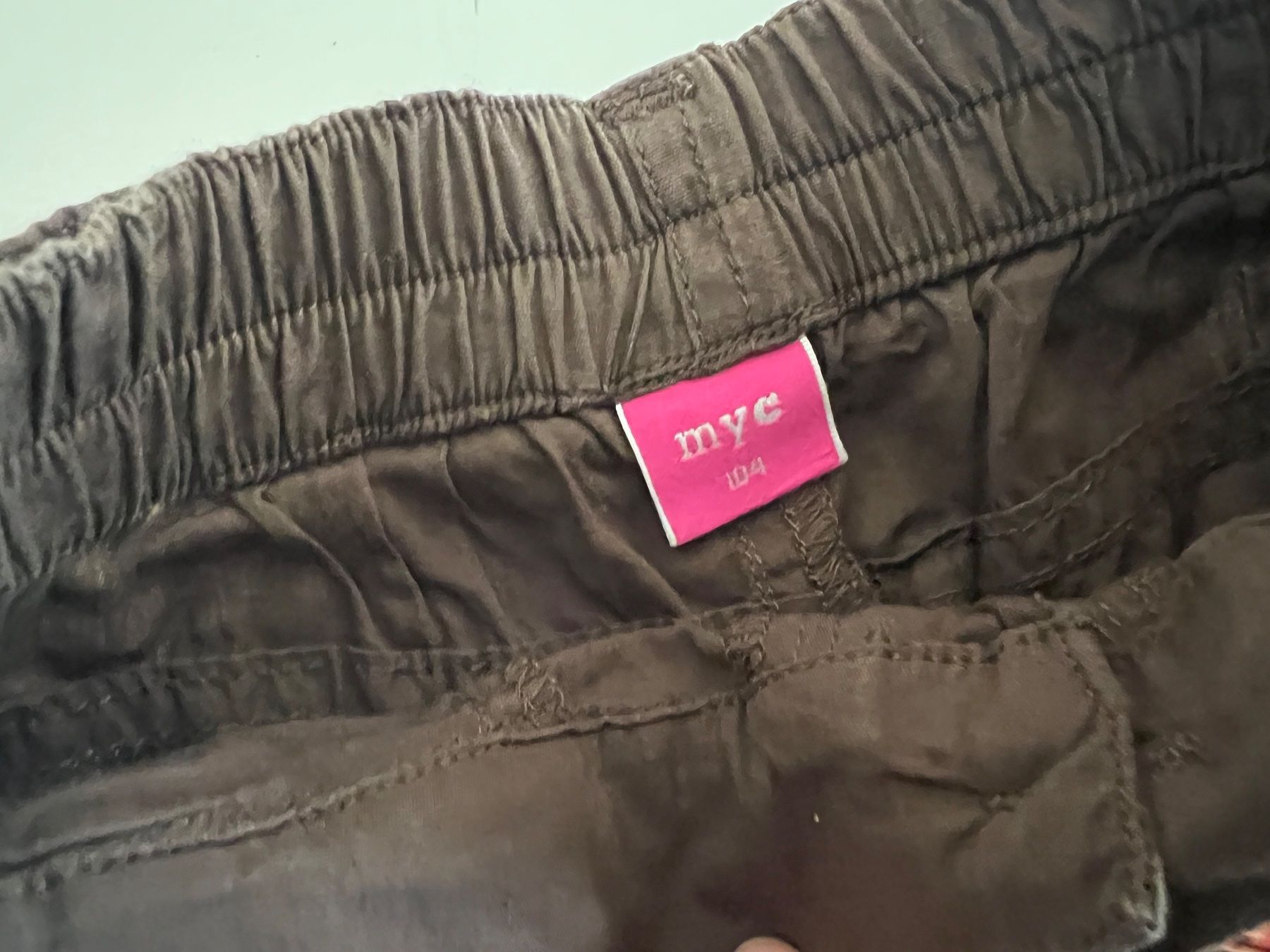 Pantaloni: Sommer Hose, Neuwertig Gr. 104 – Usato da Thun venduto da Siladi 3