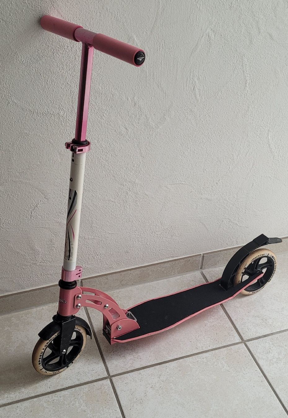 Kickboard: Kickboard "Pink" – D'occasion à Dübendorf par Distel3