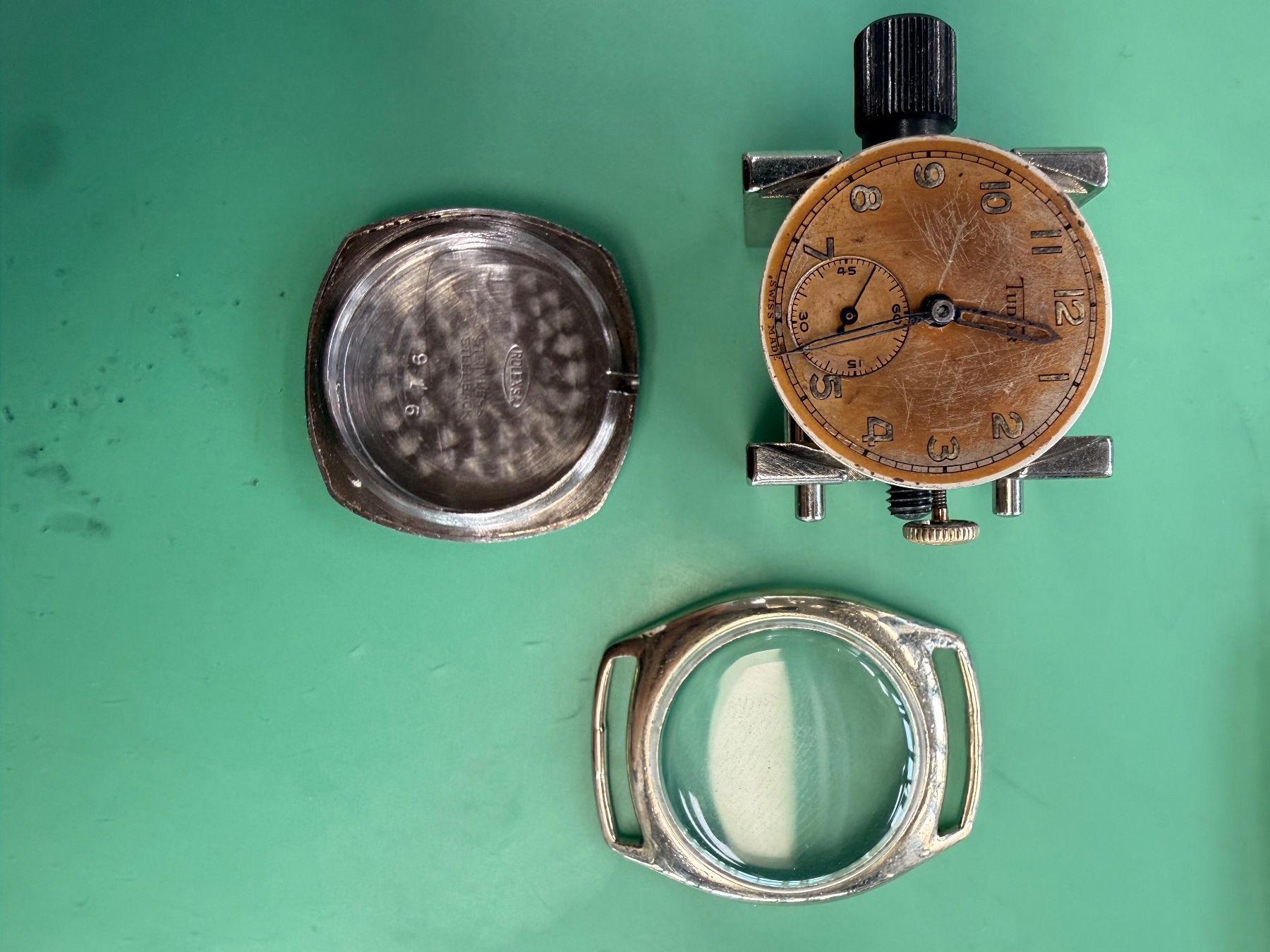 Tudor Uhren: Tudor WW2 Année 40 – Gebraucht aus Nyon von dom_jc9b 3