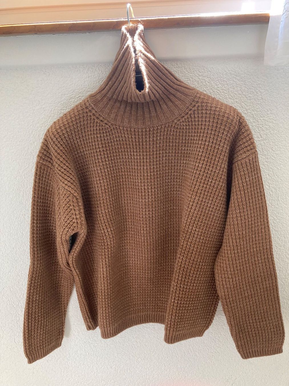 Pulls & Sweat-shirts: Rollkragen Pullover aus Nepal Kaschmere, beige, M, NEU! – D'occasion à Zürich par cec_g78g