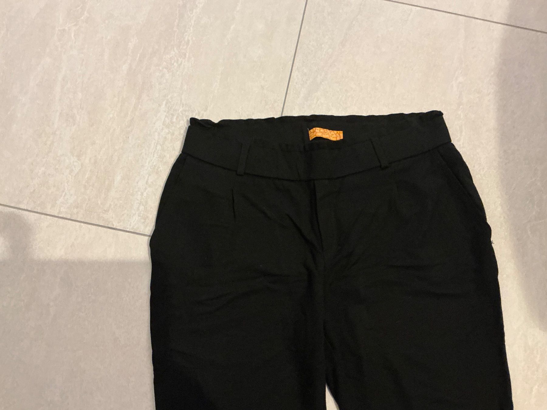 Pantaloni: Schwarze Stoffhose Gr. 44 Street One – Usato da Würenlos venduto da sweety5436 1