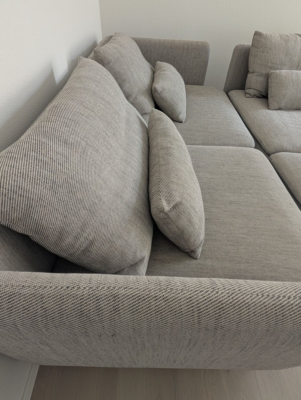 Ikea Divani: Soderhamn IKEA sofa in perfect condition – Usato da Zürich venduto da yoa_98xg 2