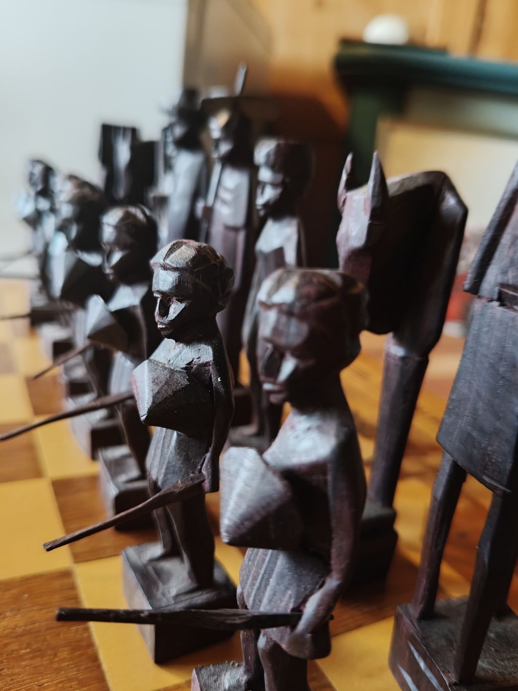 Jeux: Handgeschnitztes Schachspiel – D'occasion à Ebnat Kappel par Noah2512 2
