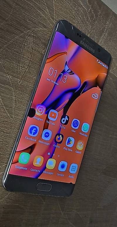 Samsung Telefoni cellulari / Smartphones: Samsung Galaxy S6 Edge Plus - 32GB – Usato da Renens VD venduto da T.T2211 2